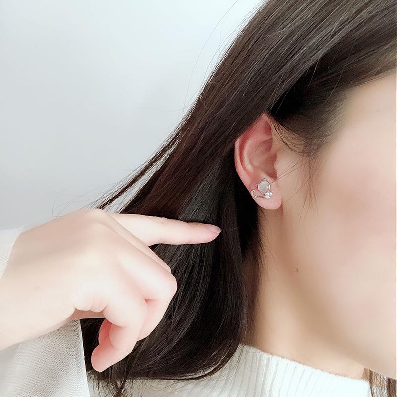 Fresh Kitten S925 Sterling Silver Stud Earrings - Cute Korean Style for Women, Perfect As Christmas Jewelry.