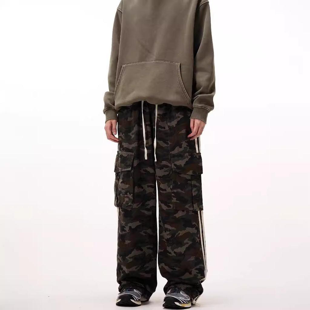 Men's Retro Camouflage Overalls: Spring Casual, Trendy, Loose-Fit with Large Pockets