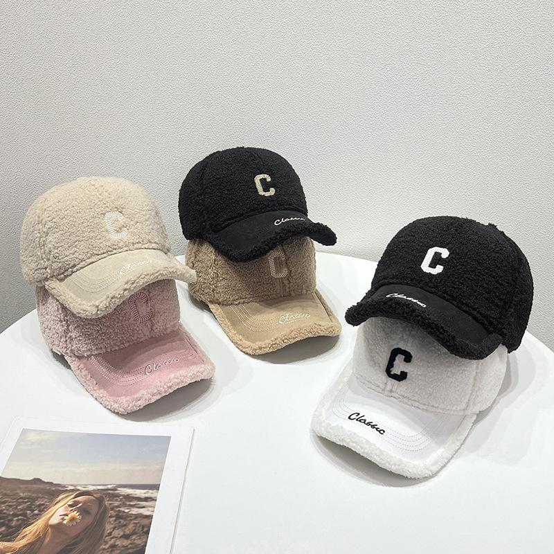 Unisex-Baseballkappen mit aufgestickten Buchstaben, Futter aus Polyester-Fleece, verstellbare gebogene Krempe, leichte, warme Freizeitmützen für Outdoor-Sportarten, von Hand waschbar