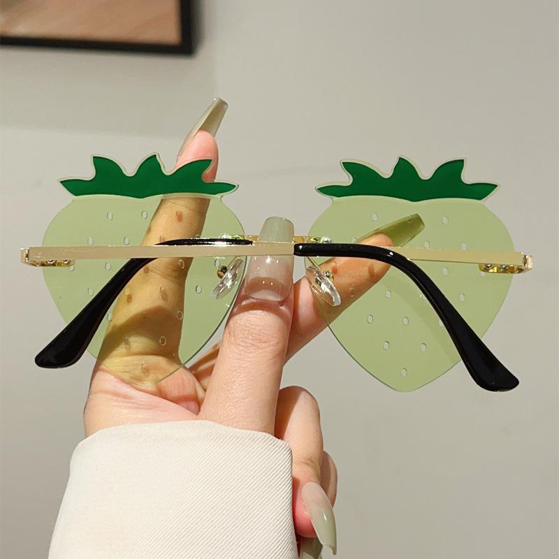 JYL TS Sunglasses UV Protection Frameless Strawberry Holiday/2861