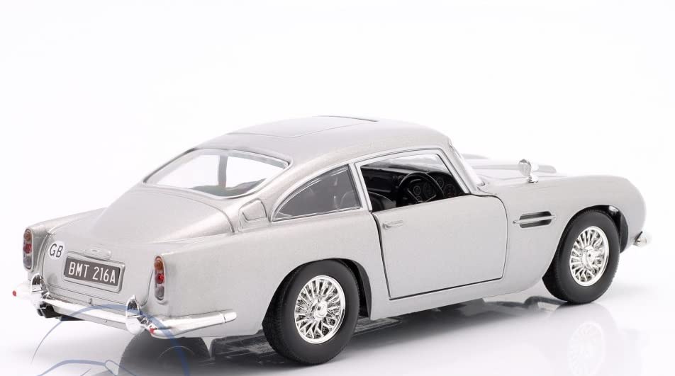 MOTORMAX Měřítko 1/24 Aston Martin Bond Car Kovová stavebnice, ASTON MARTIN DB5 COUPE 1965, z filmu 007 Goldfinger (stříbrný) [Paralelní import]