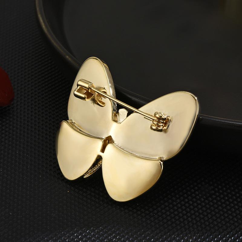 Senior Brooches Flower Leaf Brooch Pins for Women Suit Pendant  Fashion Brooches Jewelry