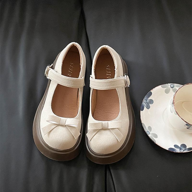 White Retro Round Head Platform Small Leather Shoes Women's 2025 New Spring and Autumn Skirt French Versatile Mary Jane Single Shoes