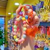 Beaded Keychain Highly Saturated Macaron Color Beads Key Chain with Transparent Colorful Heart Pendants Portable Anti-Lost Mobile Phone Chain Bag