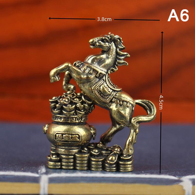 Creative Metal Craft Home Decorations Vintage Brass Horse Statue Desktop Ornament Decoration Zodiac Horse Statue Stereoscopic