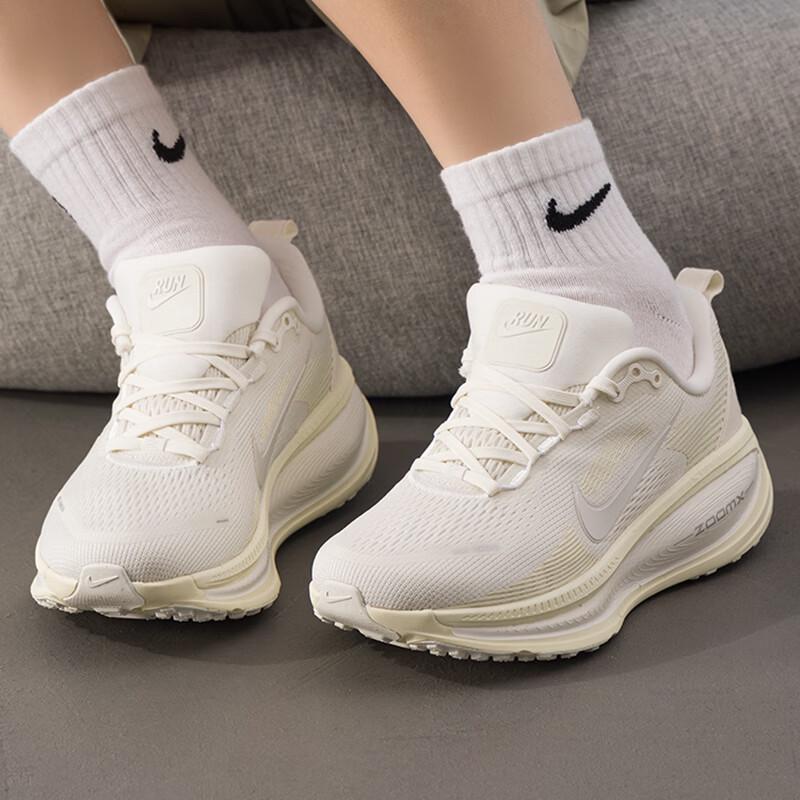 Nike VOMERO Women s Running Shoes US 6