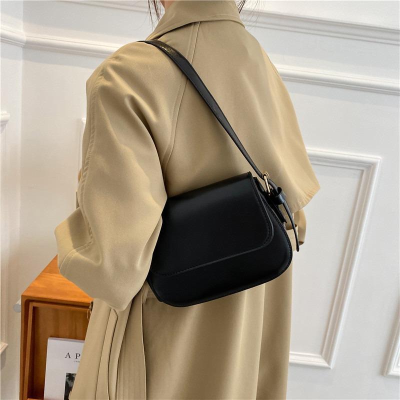 Textured small bag women's  autumn and winter new trendy retro messenger bag underarm shoulder bag solid color small square bag