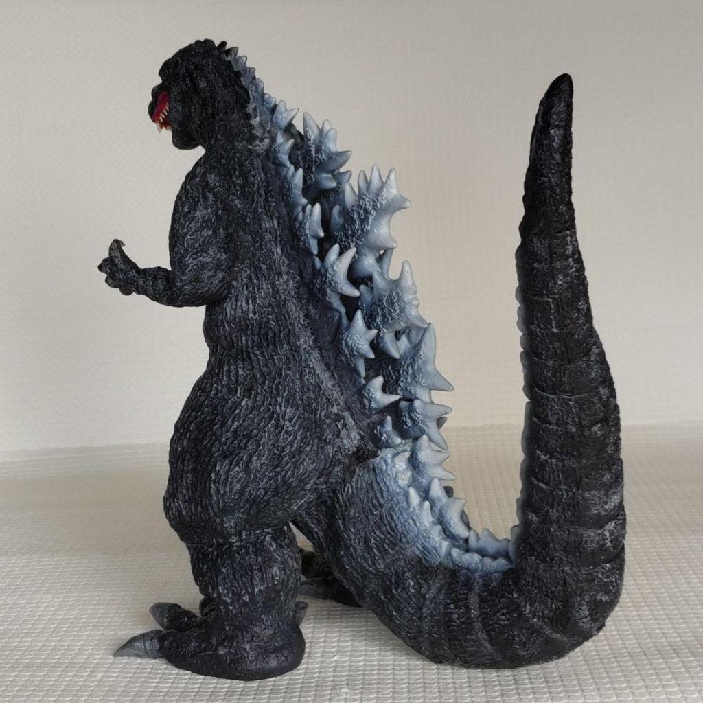 [USED] First Godzilla figure
