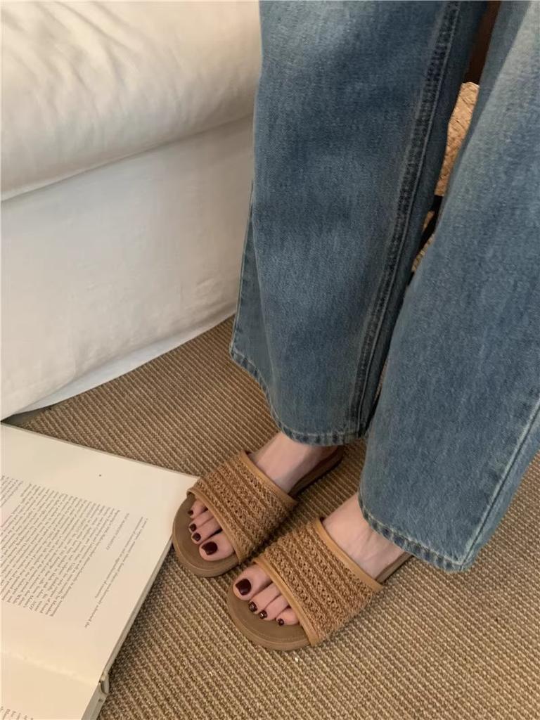 Hausschuhe Damen 2025 neu Sommer Super Feuer schön mit Rock böhmisch Strand Plattformsandalen