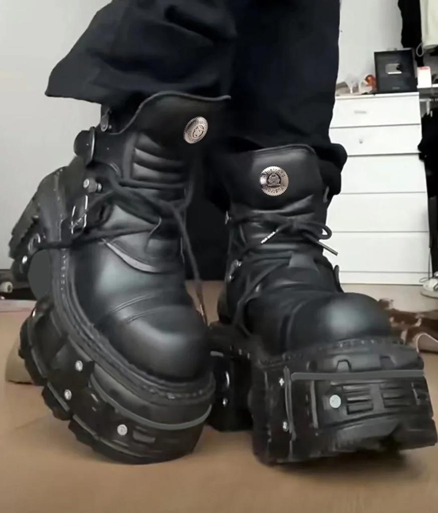 Fashion 2025 New Genuine Leather Tank Sole Punk Short Boots Short Boots Thick Sole Buckle Lace Up Boots Fashion Street Motorcycle Boots