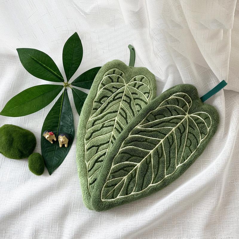 Decorative Leaf Hand Towel Tropical Plants Kitchen Towel Super Absorbent Handkerchief Quick-Dry Bathroom Towel with Hanging Loop