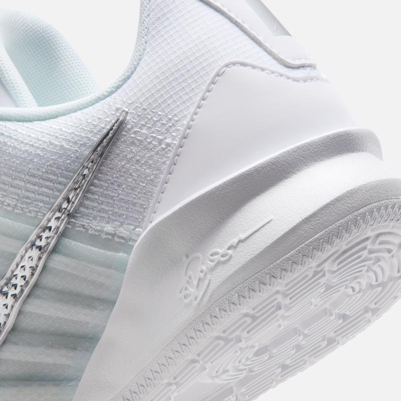 Nike Men's and Women's Combat Basketball Shoes - Summer Anti-Twist Couple Style - NIKE SABRINA 3 HF2882