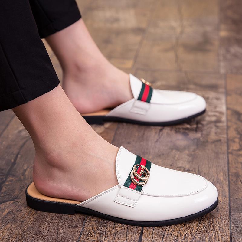 

Весна и лето 2025 года новая мужская обувь Doudou из лакированной кожи, полусабо из кожи, трендовая дышащая повседневная мужская обувь, модная вышивка 45