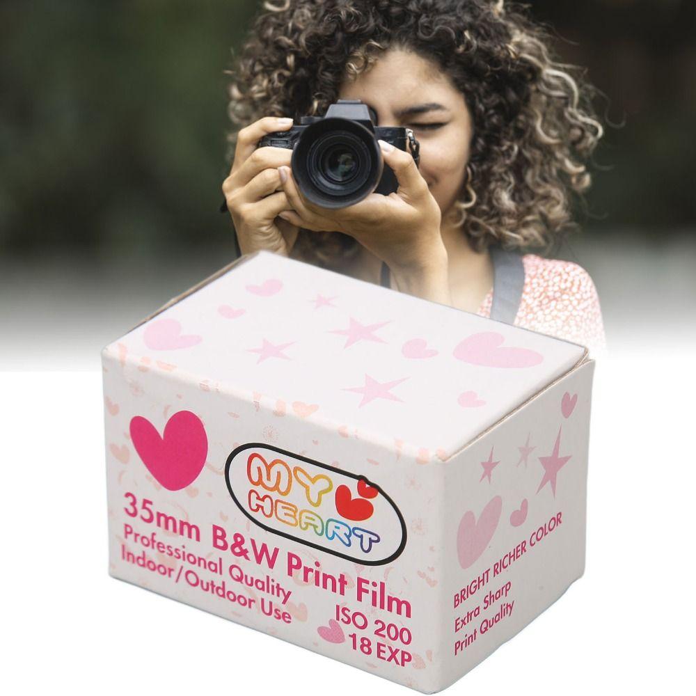 Durable Loving Heart 35mm Black And White Print Film ISO 200 HD Waterproof 35mm Print Film 8/18 EXP Camera Film for 135 Cameras