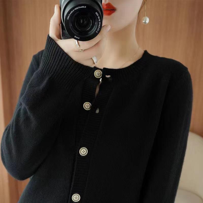 Autumn and Winter New Sweater Cardigan Women's Round Neck Loose Solid Color Knitted Sweater Jacket Top