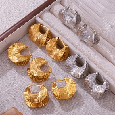 Fashionable And Versatile Personalized Ear Buckle Retro Titanium Steel Plated Real Gold Irregular Striped C-Type Non-Fading Earrings