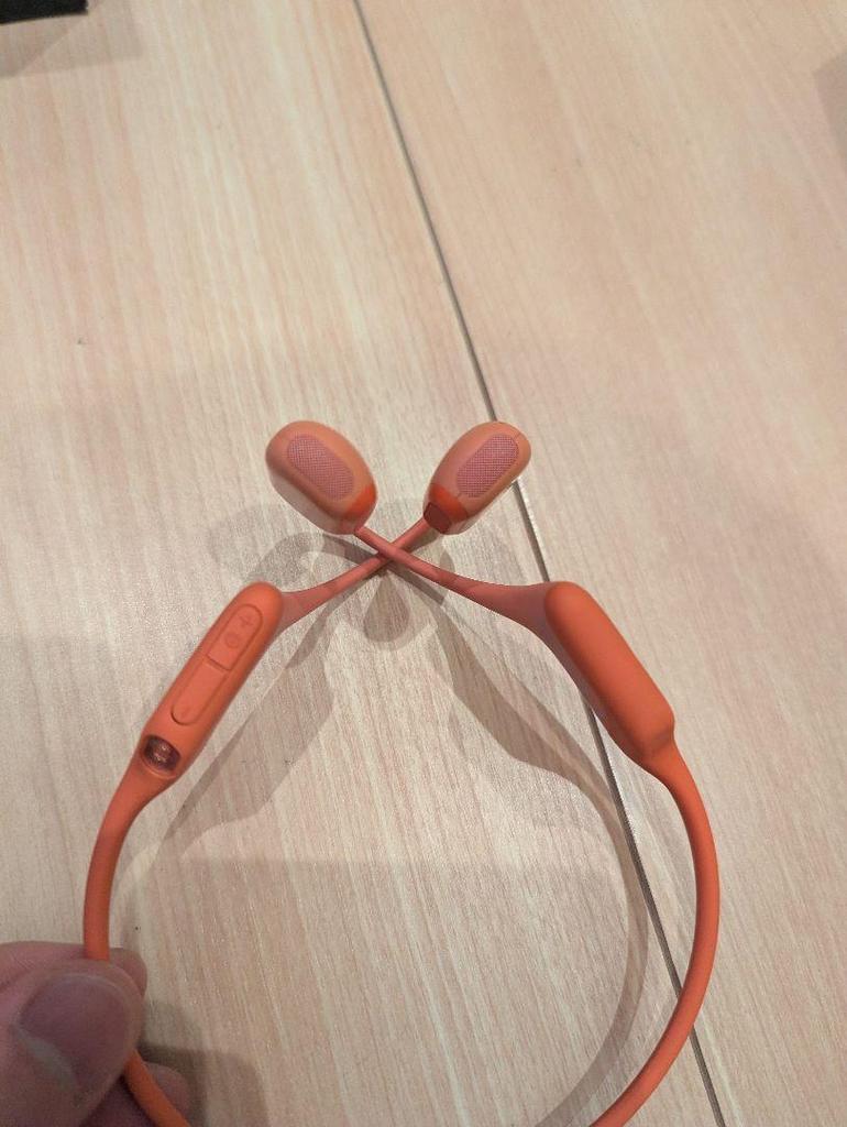 [USED] Right ear discomfort SHOKZ OPENRUN PRO Shox Open Run Pro