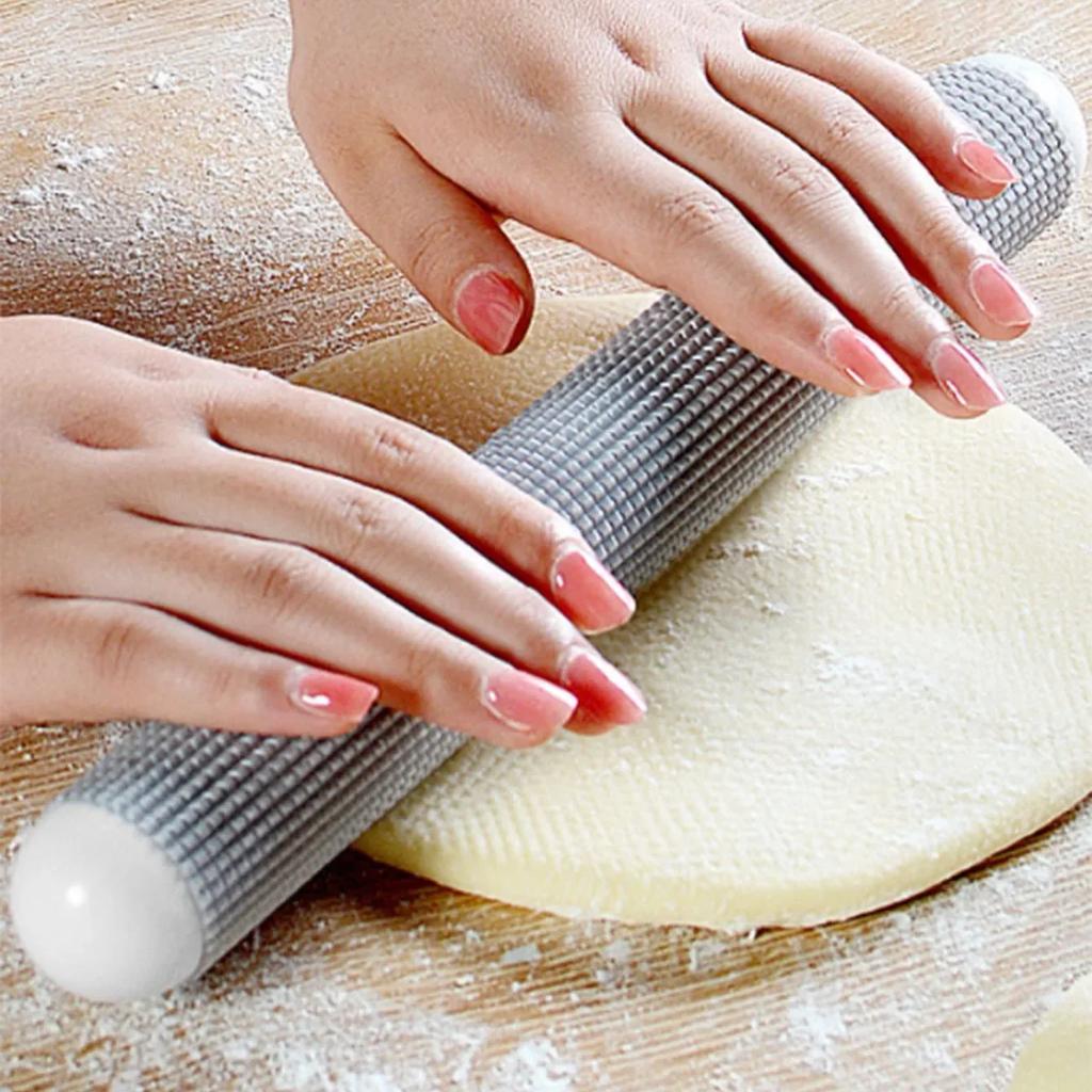 1pc-Rolling pin Household Baking Tool Non Stick Hand Rolling Dumpling Skin Floating Point Bread Exhaust Rod Rolling pin Pink