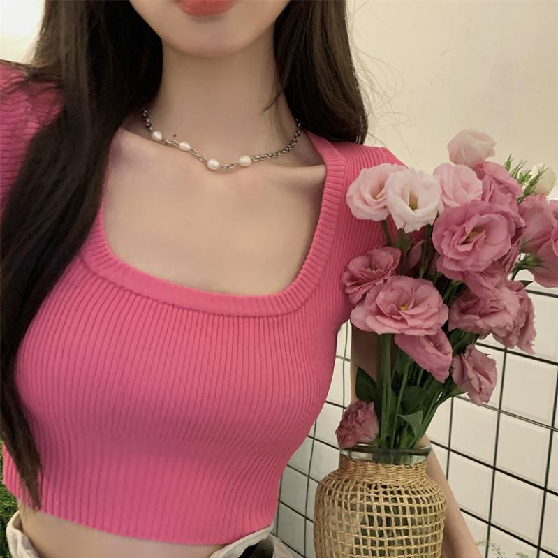 

Женская трикотажная футболка с квадратным вырезом и короткими рукавами, летняя, с чувством дизайна, короткая, с высокой талией, розовая, облегающая, шикарные топы, повседневная, базовая, облегающего кроя, пуловеры, футболки One size