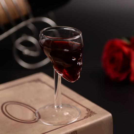 Totenkopf Schnapsgläser, Kreativer Gotischer Wodka Whiskey Tumbler Kelch, Borosilikatglas Spirituosenbecher für Bar Zuhause, Halloween Party Geschenk
