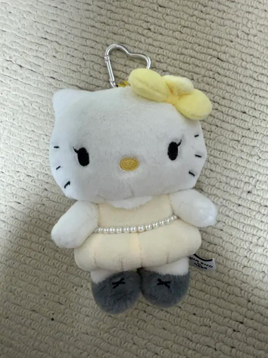 

BLACKPINK Index Hello Kitty Collaboration Doll Key Ring Used