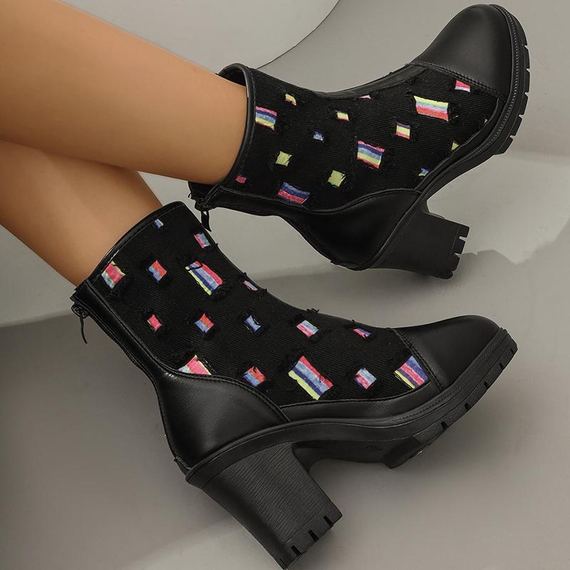 модные женские ботильоны на толстом каблуке в стиле пэчворк — фото 6