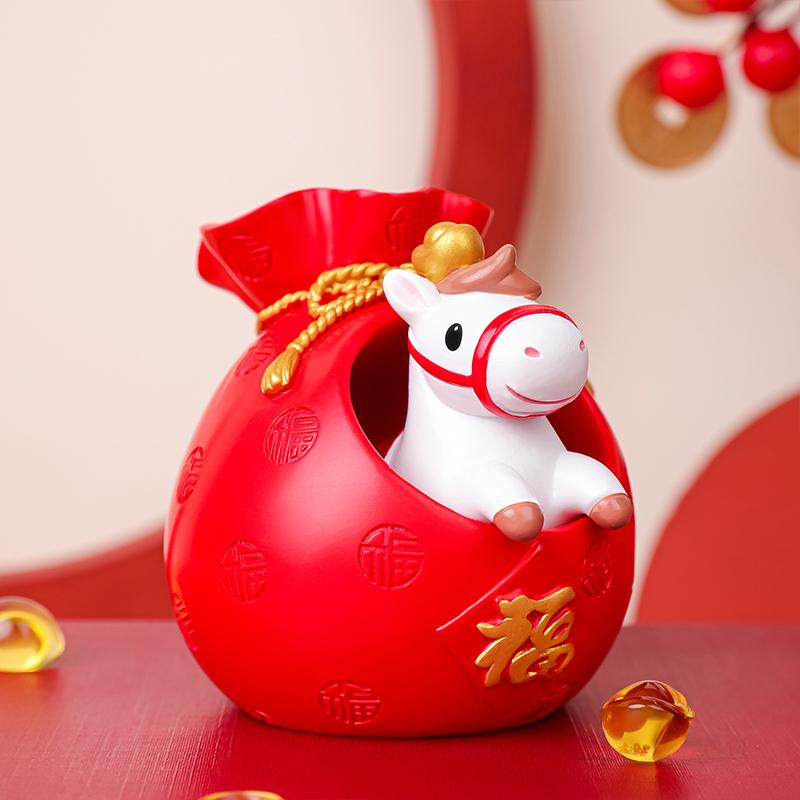 2026 Chinese Horse New Year Decor Red Envelope Resin Desktop Ornament Cute Lucky Horse Figurine Wealth Fortune Home Office Decor