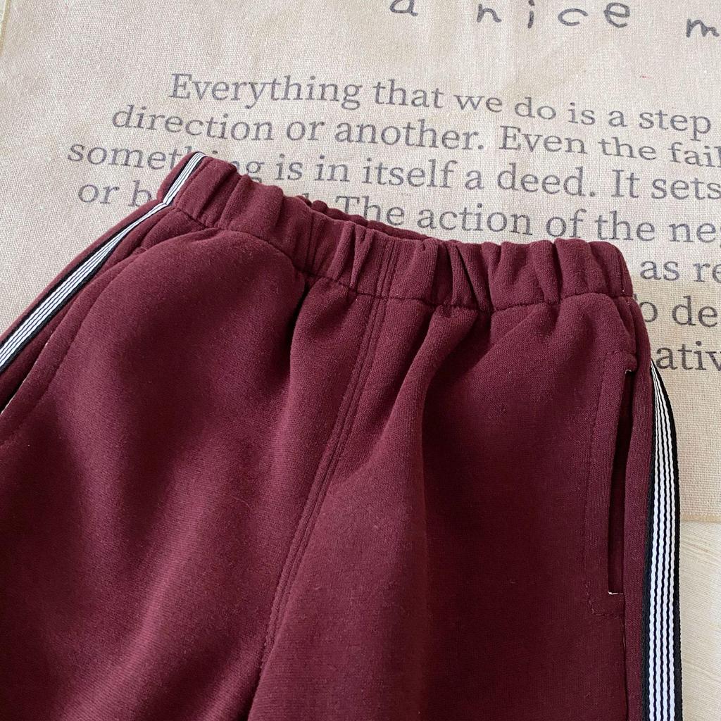 Mädchenmode Gestreifter Schal Burgunder Sweatshirt & Weitbein-Hosen Set, Herbst 2025 Kleinkind Zweiteiliges Freizeitoutfit