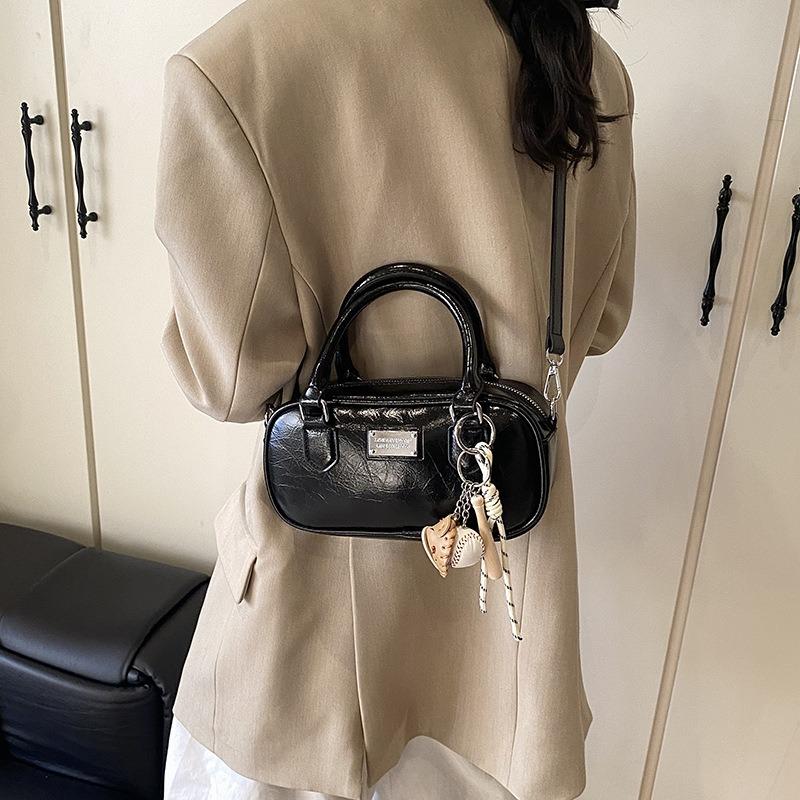 Premium Texture Small Bag Women's New Fashion Shoulder Messenger Bag Portable Work Pillow Bag