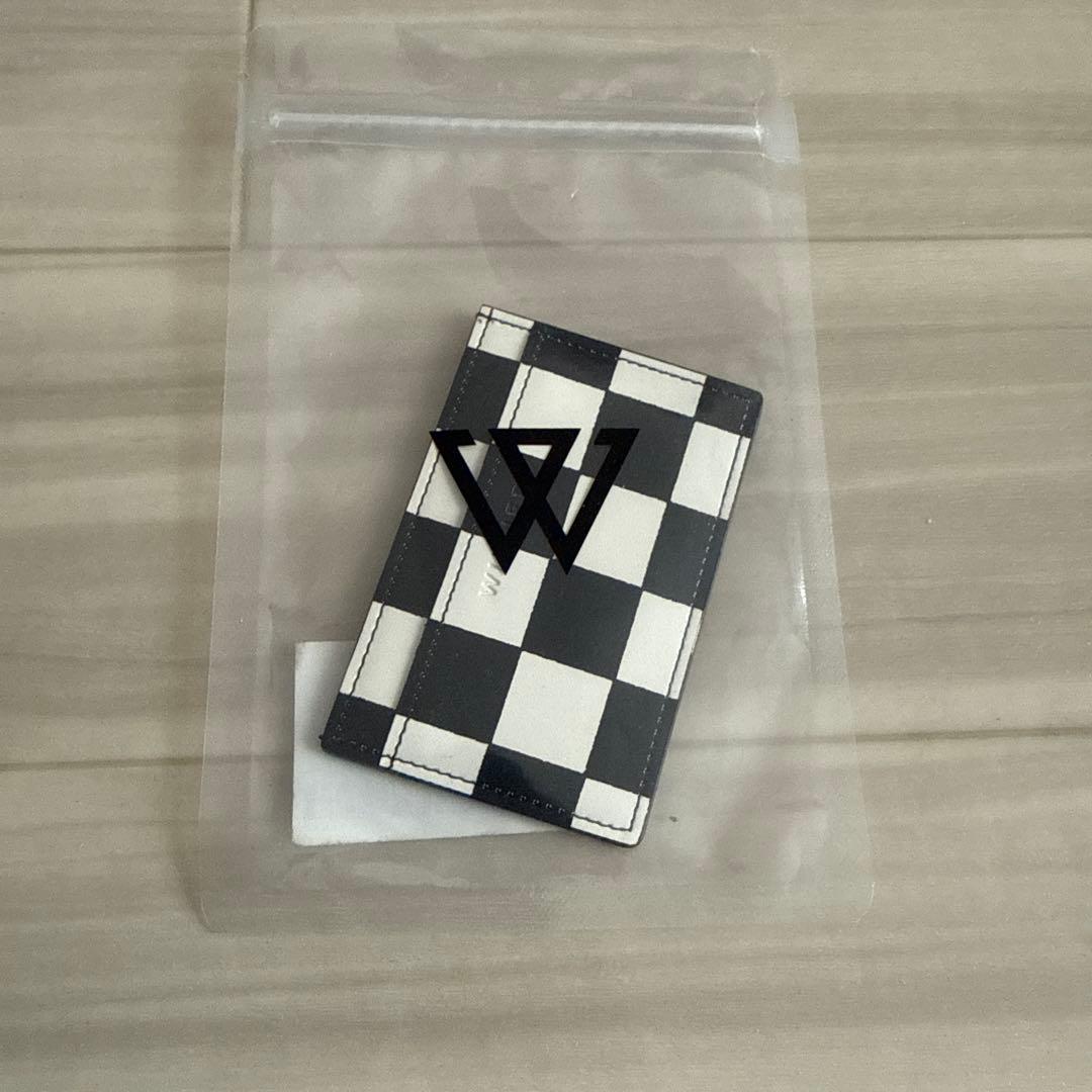 

[USED] WINNER Korea Official Merchandise Checkerboard Card Wallet