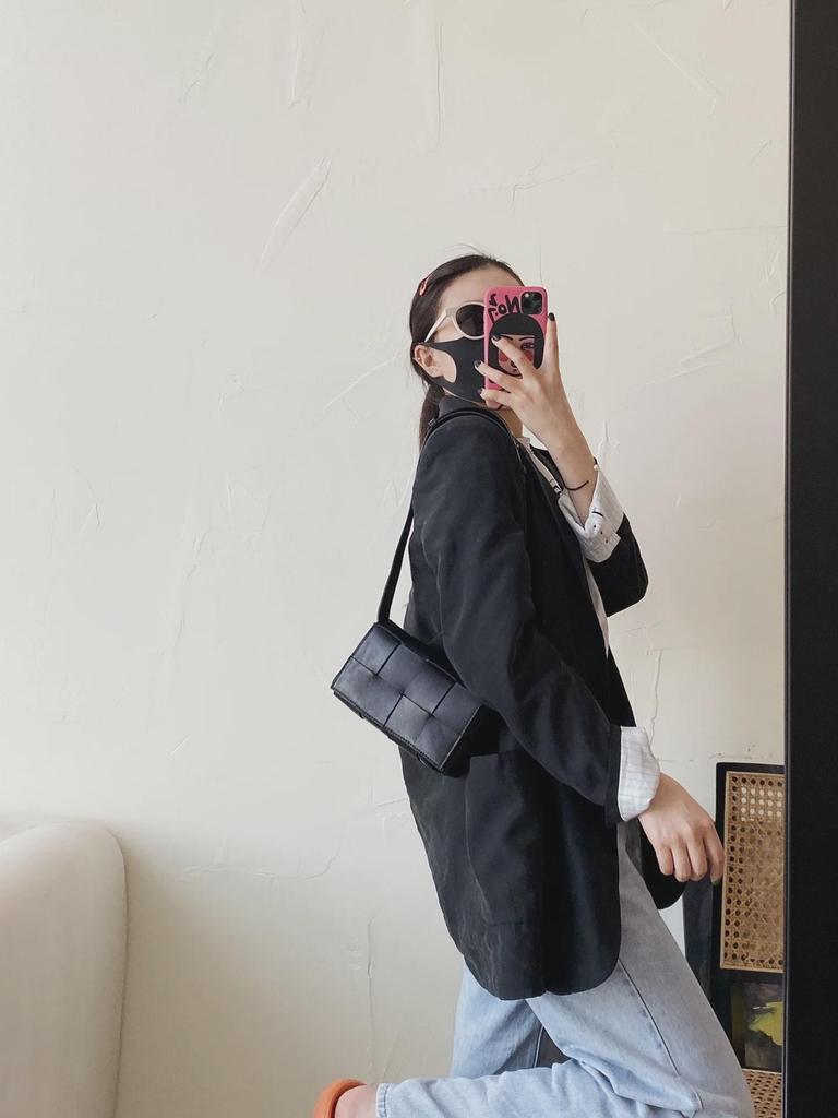 Trendy Cowhide Mini Woven Waist & Shoulder Messenger Bag - Unisex