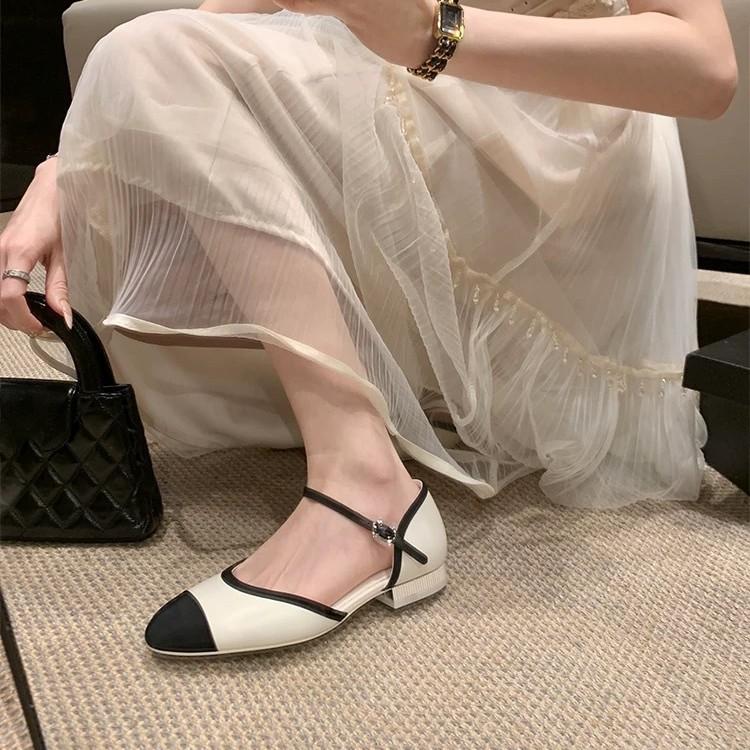 Jennifer the same style~ star Jin Jenny Xiaoxiangfeng soft leather color matching flat bottom hollow single shoes women commuting ol
