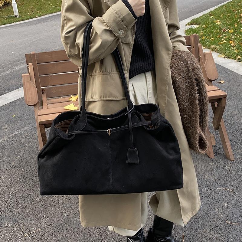 Large-capacity flannel tote bag women's autumn and winter new high-end versatile shoulder bag handbag niche design