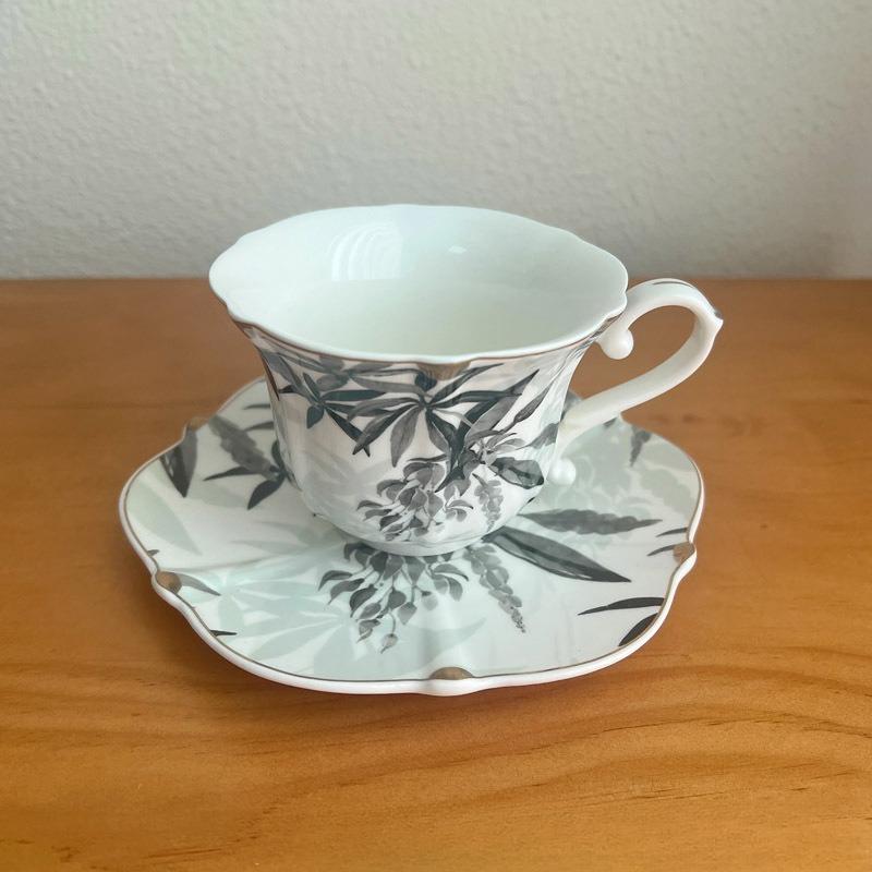 Light Luxury Peony Flower Golden Edge Ceramics Coffee Cup and Saucer Set European Afternoon Tea Cup Home Blue Flower Tea Cup