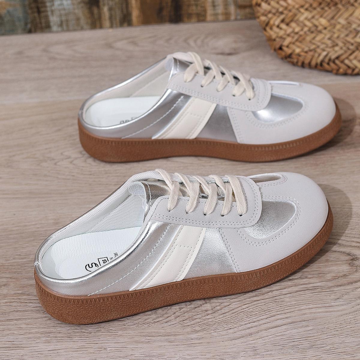 

Корейская версия показывает маленькие ноги, ретро моральные тренировочные туфли 2025 женская верхняя одежда лето новые ленивые тапочки с одной педалью и сумкой на голову прилив 39 серебряный