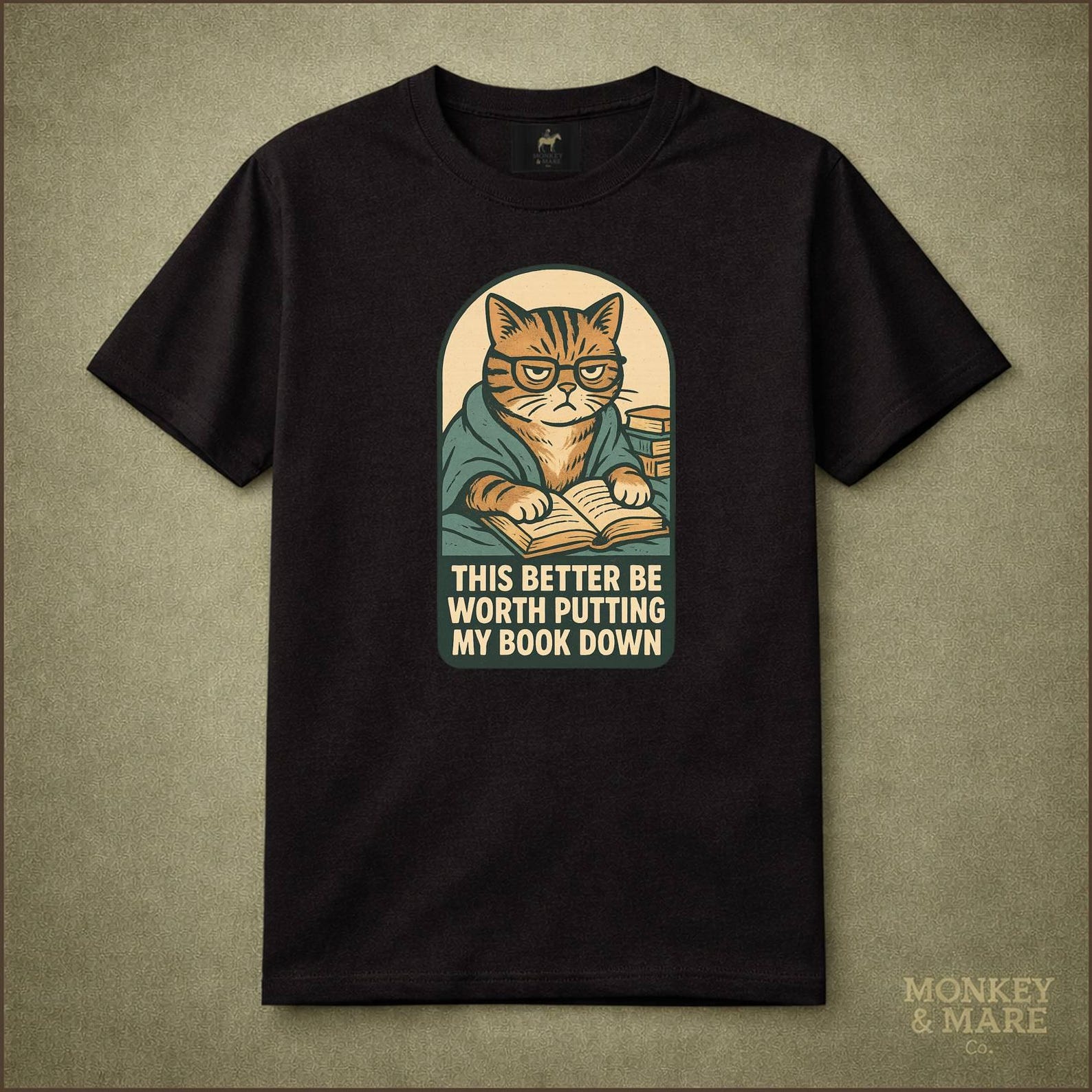 Grumpy Reading Cat T-Shirt | Book Lover Tee, Funny Reading Shirt 4XL