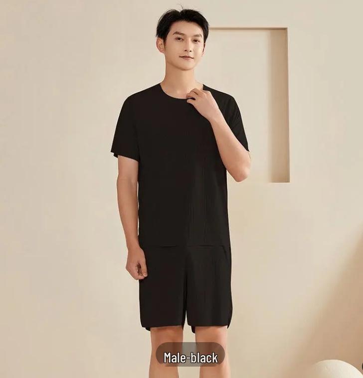 

Летний пижамный комплект из ледяного шелка для пары - Женская футболка с коротким рукавом и круглым вырезом и длинные брюки & Мужские бесшовные шорты XXL