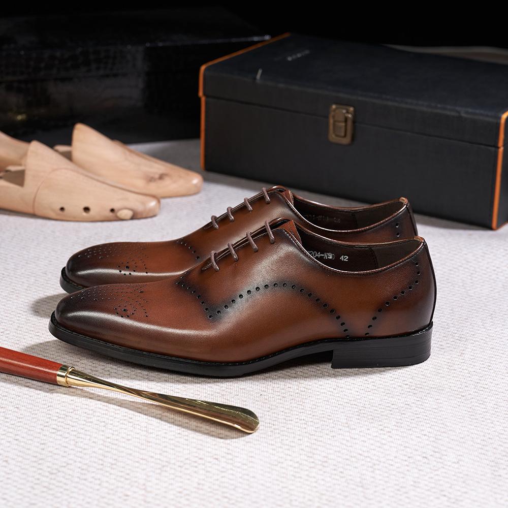 Men's Shoes 2023 New Fashion Business Casual Leather Shoes British Style Cowhide Brock Engraved Retro Oxford Shoes Men