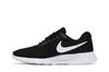 Nike Tanjun Negro Blanco Voltio Apenas