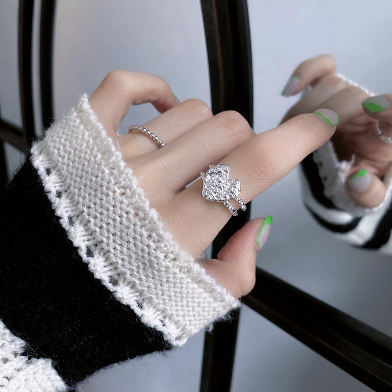 Su Chuang S925 Sterling Silver Heart Ring - Niche Design, Cold Style Texture, Light Luxury, High-End Index Finger Ring for Women.