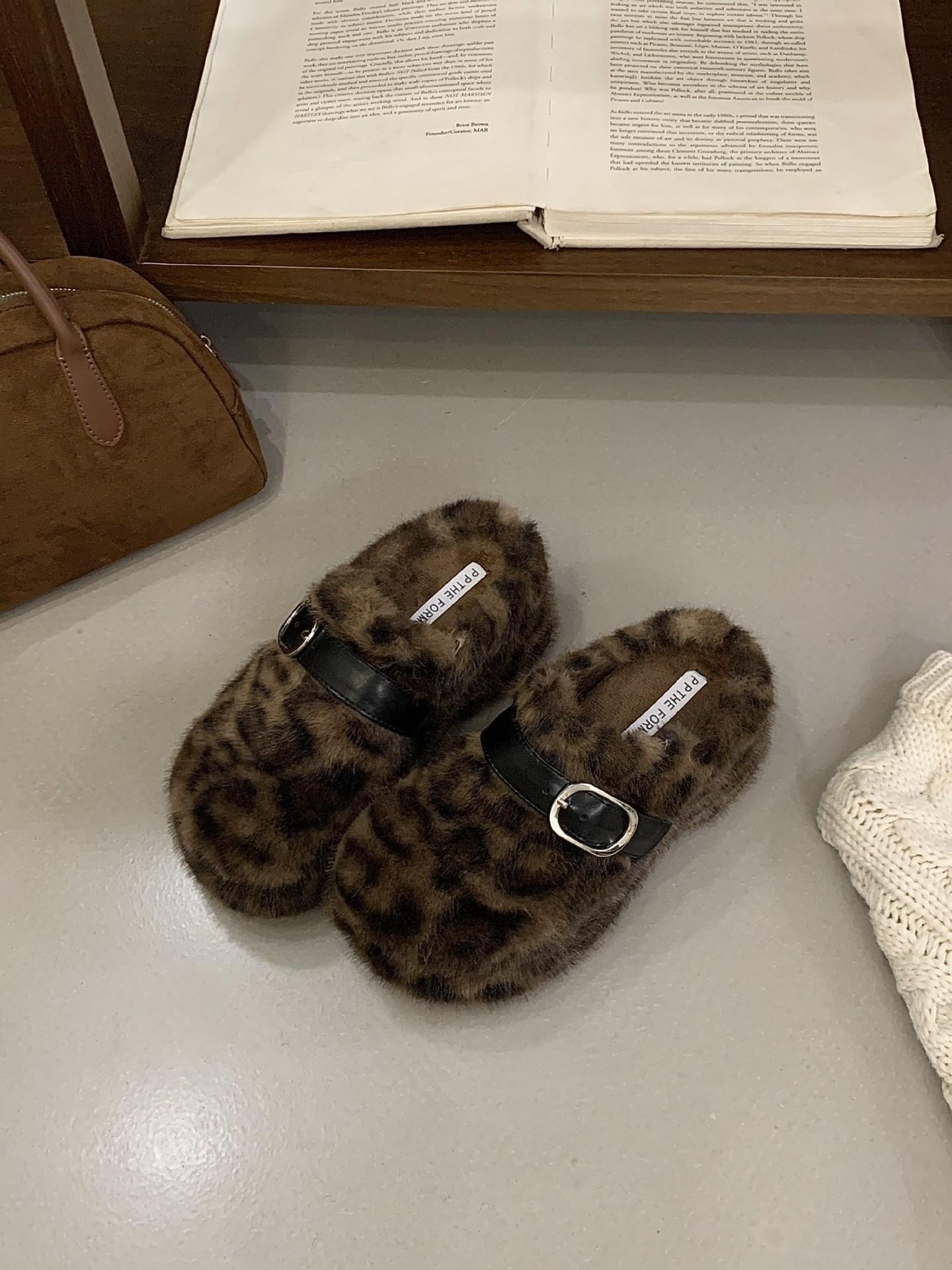 

Design sense niche leopard print bag head half drag hair shoes women wear lazy one pedal plush heel muller shoes 39