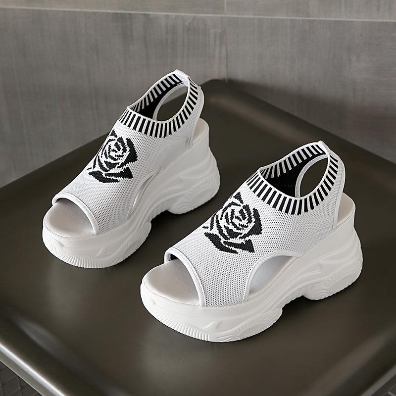 Fliegenwebe-Plateausandalen Sommer Netz atmungsaktive Fischmaul-Keilschuhe Fußabdeckung Sport Student Strick-Freizeitschuhe