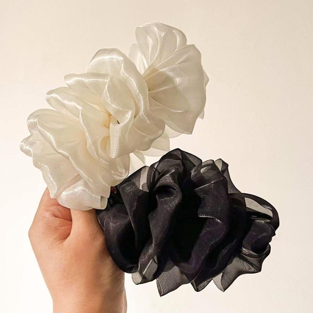 Korean Cloud Bubble Banana Hair Clip - Gentle, Fairy-like, Adds Volume, Cute Horizontal Twist Clip.