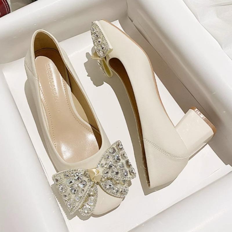 Mode Herbst Neue Einzelne Schuhe Damen Mode Runde Spitze Flacher Ausschnitt Diamant Schmetterlingsknoten Slipper Absatz Niedrige Schuhe