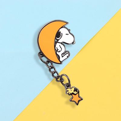 Broche émaillée Beagle Blanc et Oiseau Jaune - Broche Cartoon Lune et Étoile Cadeau