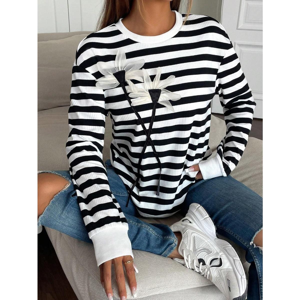 Women s Crew Neck Long Sleeve Striped Oversized Streetwear Top 3D Floral Patchwork Knit Tee Casual Tunic S