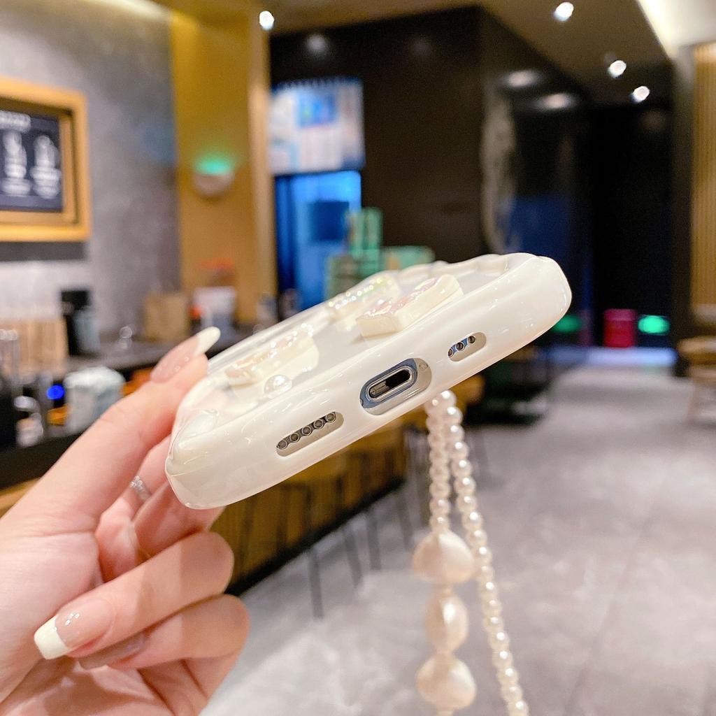 Three Dimensional Waves Suitable for IPhone14pro White Love Pearl Mobile Phone Chain Apple 15 16pro Mobile Phone Case