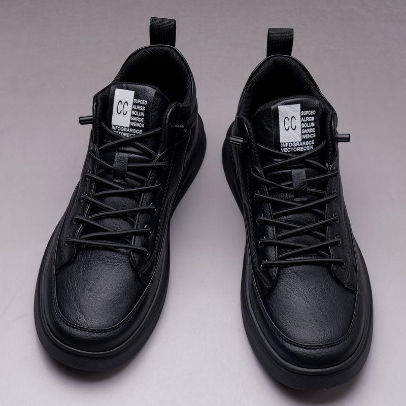 Herren Schwarze Weiche Sohle Rutschfeste Skate Sneakers - Vielseitige, Atmungsaktive Freizeitschuhe für Herbst/Winter 2025.