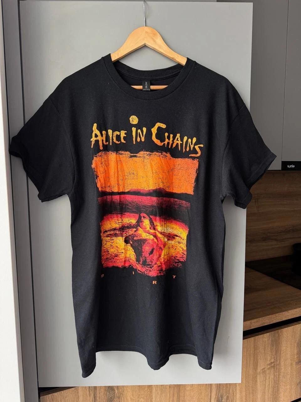 Alice In Chains Dirt Short Sleeve Black Reprint S-5XL Unisex T-Shirt S