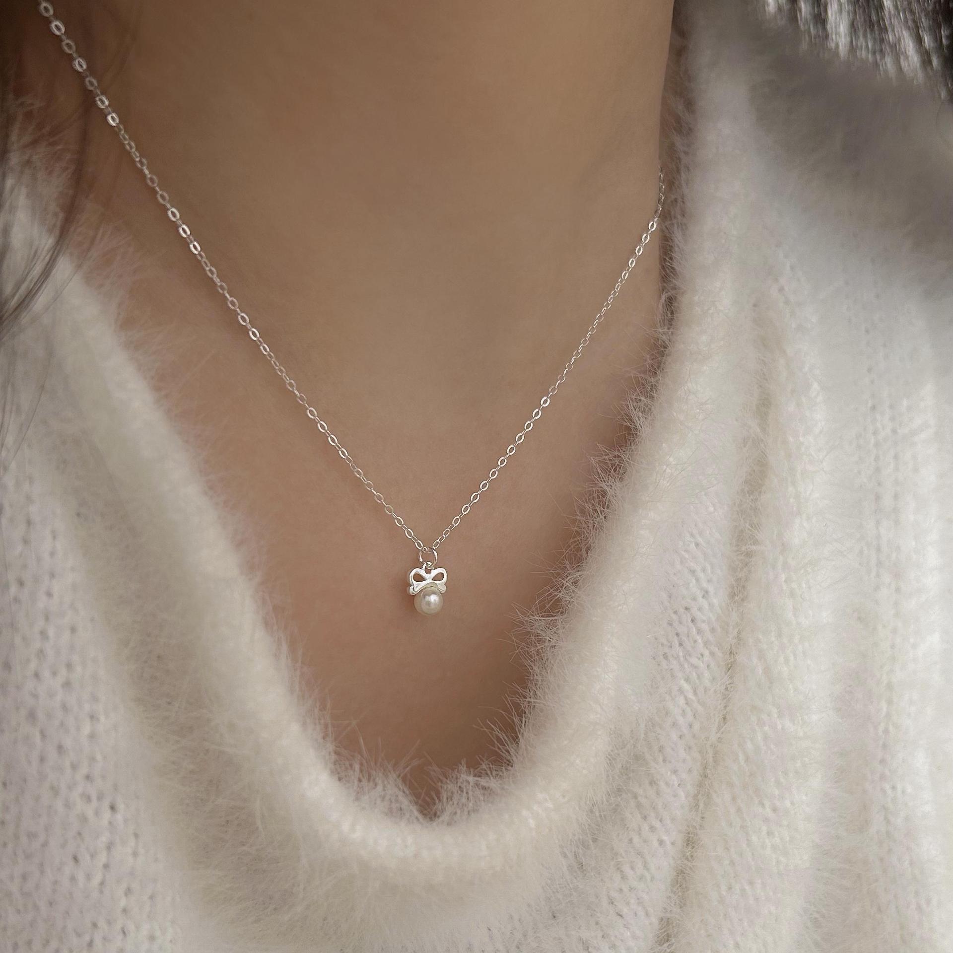

Korean 925 Sterling Silver Bow Simulated Pearl Pendant Necklace for Women Exquisite Cute Party Jewelry